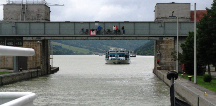 don13-120-einfahrt