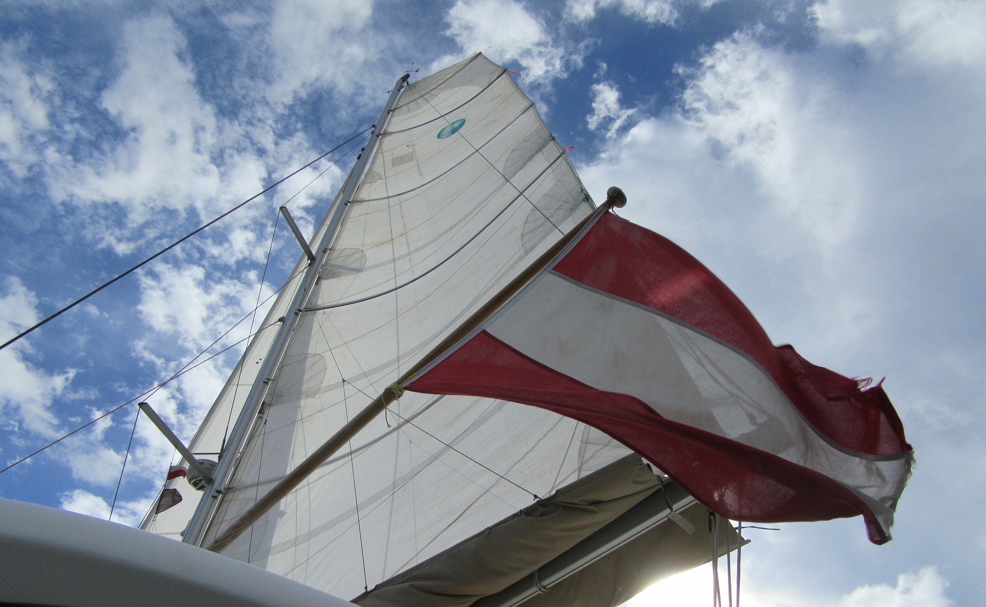 ueb16-b83-sailing-himmel